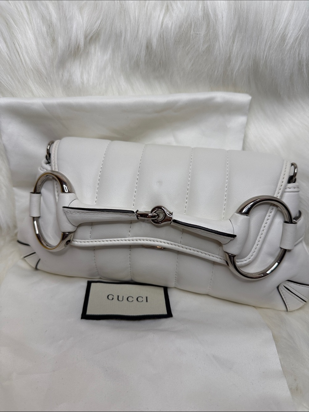 Gucci White Quilted Leather Shoulder Bag with Silver Horsebit